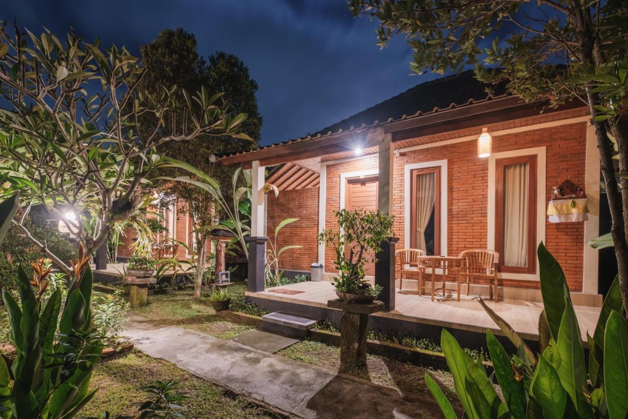 Dhiari Guest House Ubud  Luaran gambar